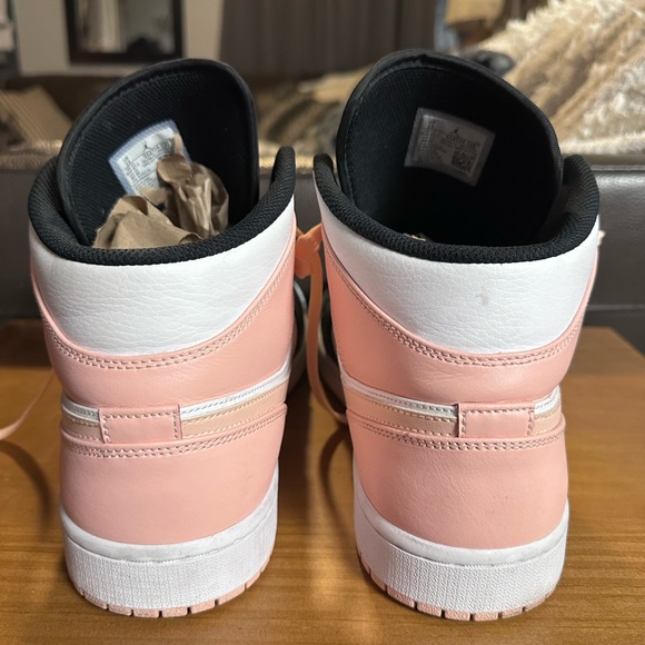 Nike Air Jordan 1 Mid Crimson Tint Arctic Orange Pink/Black Toe Mens 13 Like New - Picture 6 of 12
